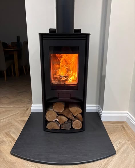 Di Lusso R4 Euro Stove Installation in a Modern Extension view 3