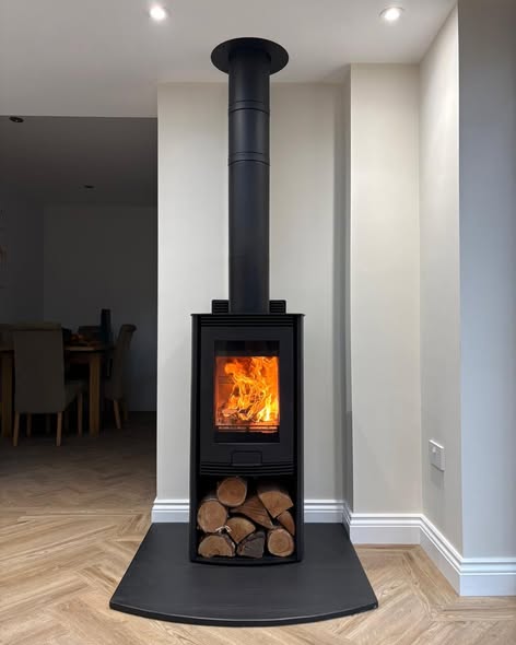 Di Lusso R4 Euro Stove Installation in a Modern Extension view 5