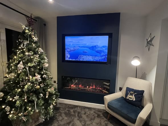 Bespoke Media Wall with Vision VS150 Electric Fire
