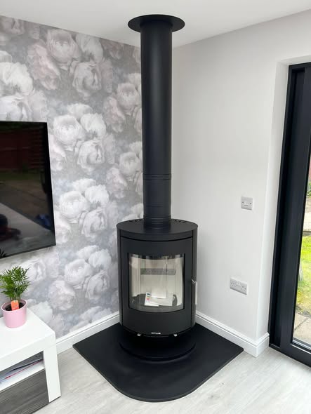 Di Lusso R4 Euro Eco Wood Burning Stove Installation