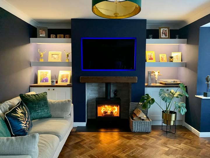Nevis 5 Multifuel Stove with Grey Brick Slip Chamber in Sunderland
