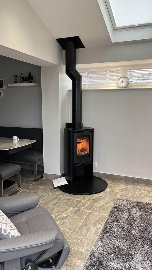 Di Lusso R4 Euro Stove Installation in Annitsford