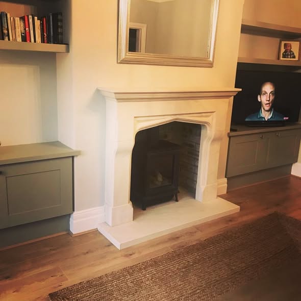 Sheraton 5 Gas Stove with Beaufort Limestone Surround