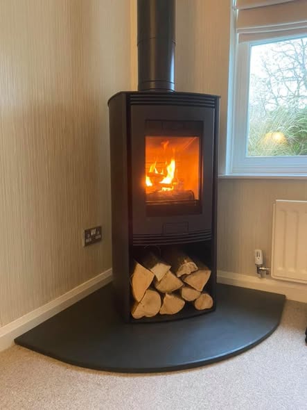 Di Lusso R4 Euro Stove with External Flue in Whickham