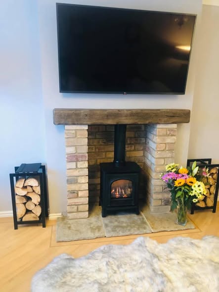 Stove Package with Reclaimed Brick Chamber