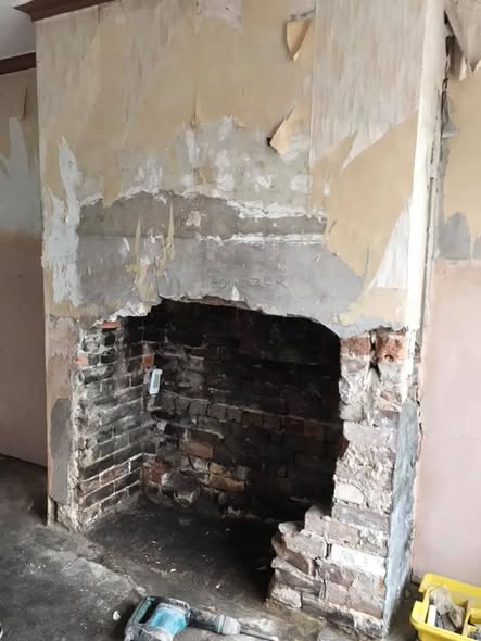 Parkray Aspect 7 Gas Stove in Original Brick Fireplace