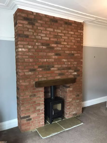 Norvik 5 Stove with Full Brick Slip Chimney Breast