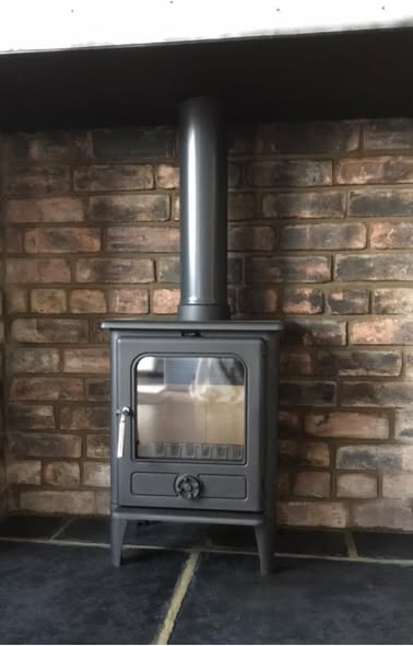 Norvik 5 Stove with Original Brickwork in Hazlerigg