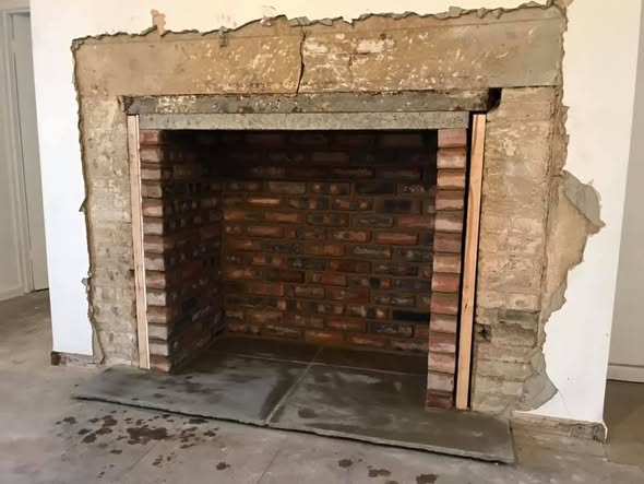 Jetmaster Inset Stove with Brick Slip Feature Wall