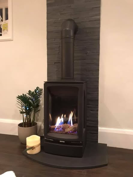 Di Lusso R4 Euro Stove Installation in Cramlington